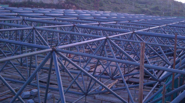 平顶山概述网架加工中对钢材的质量的过细恳求